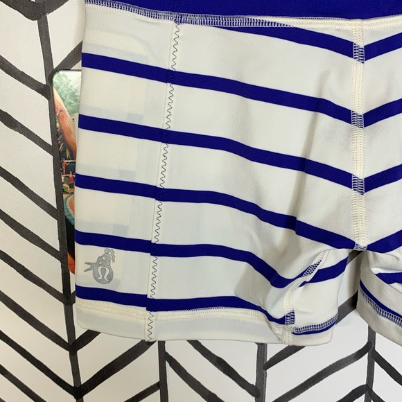 🔸 Lululemon run fast track short 2 or 4 seawheeze - Picture 7 of 9